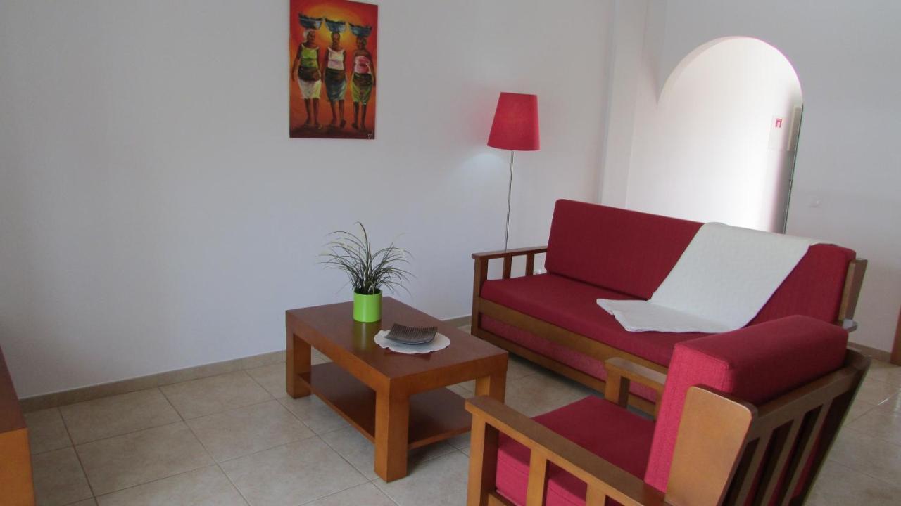 Apartamento - 2 A 4 Pessoas- Piscina Olhos de Agua  Exterior foto
