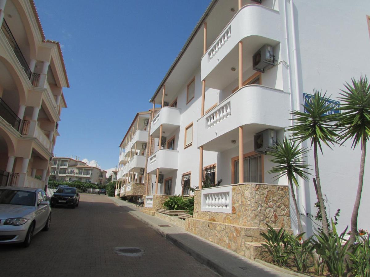 Apartamento - 2 A 4 Pessoas- Piscina Olhos de Agua  Exterior foto
