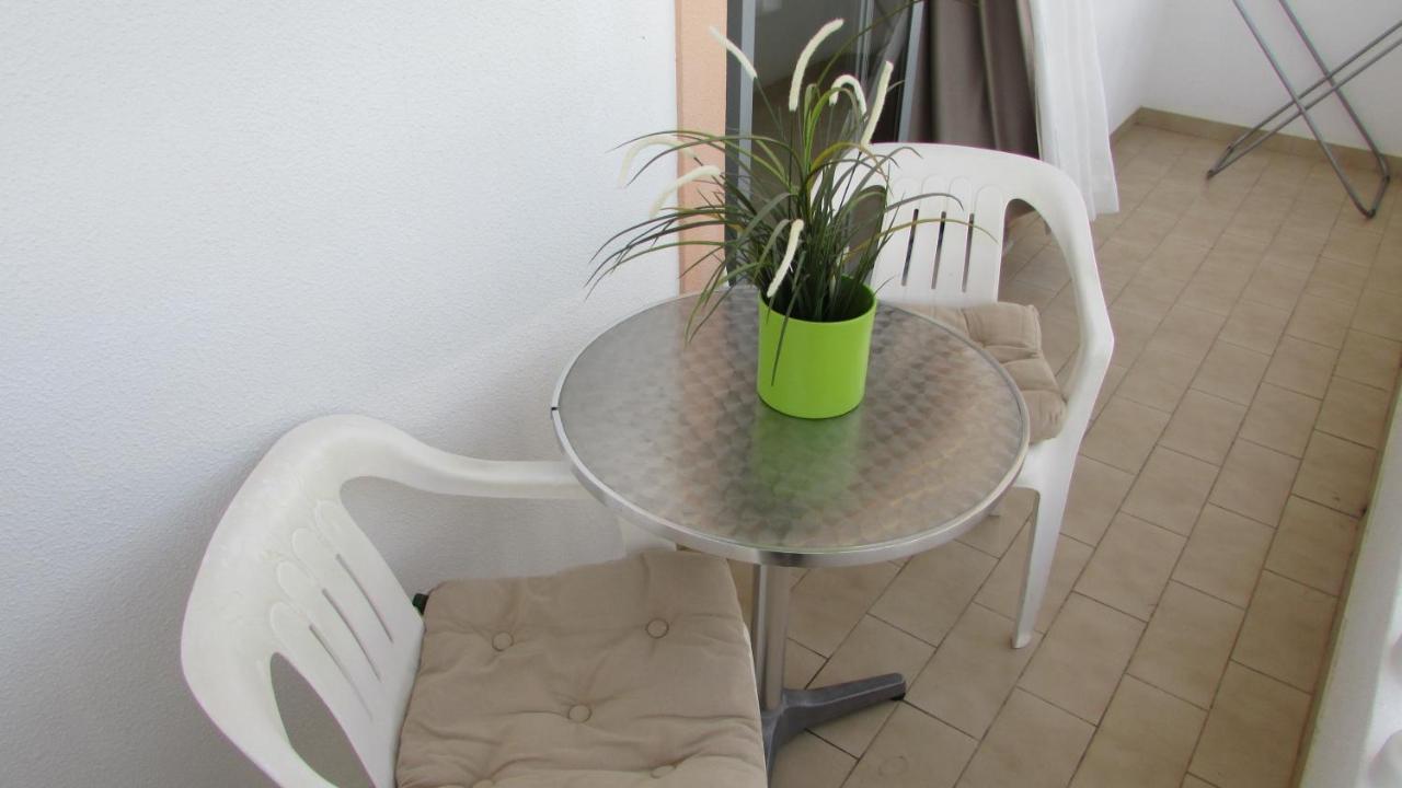 Apartamento - 2 A 4 Pessoas- Piscina Olhos de Agua  Exterior foto