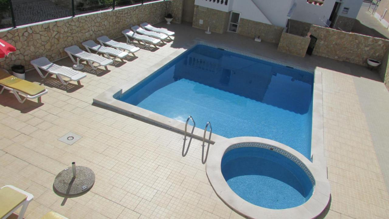 Ferienwohnung Apartamento - 2 A 4 Pessoas- Piscina Olhos de Agua  Exterior foto