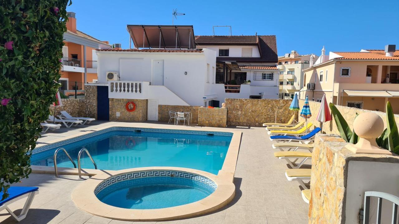 Apartamento - 2 A 4 Pessoas- Piscina Olhos de Agua  Exterior foto